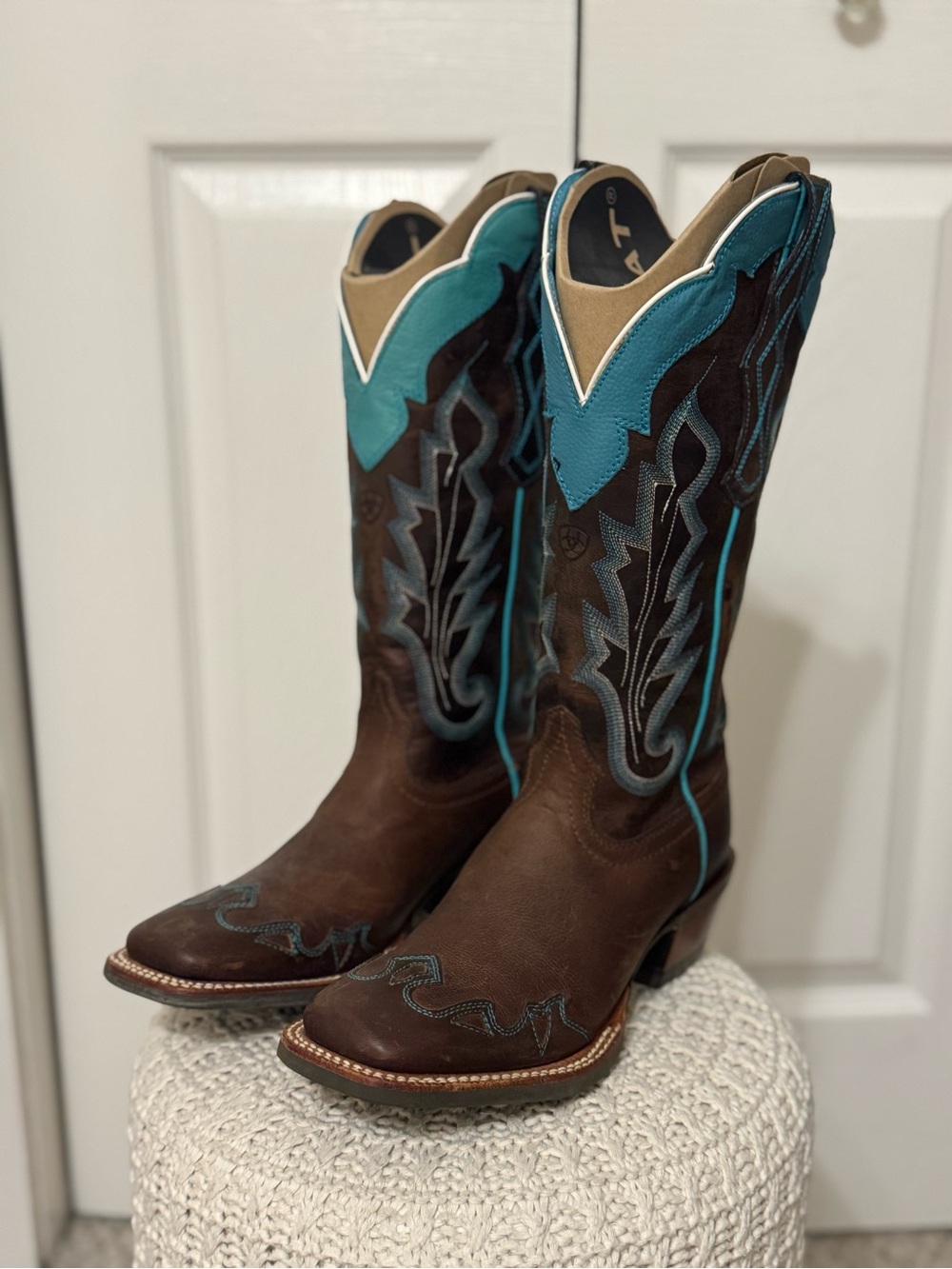 Women's Ariat Brown and Teal Western Cowboy Boots